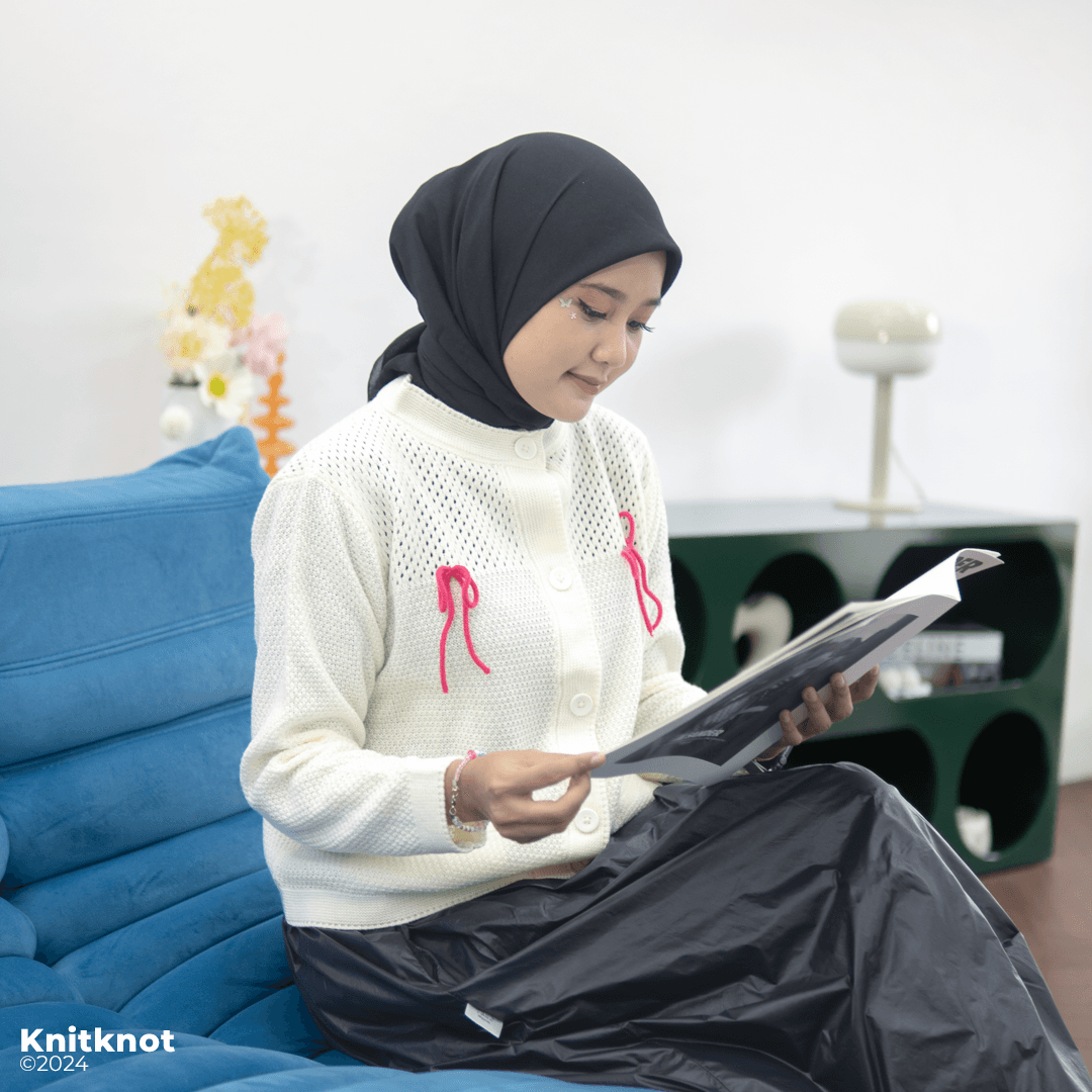 Majestic Knitted Sweater - Snow White