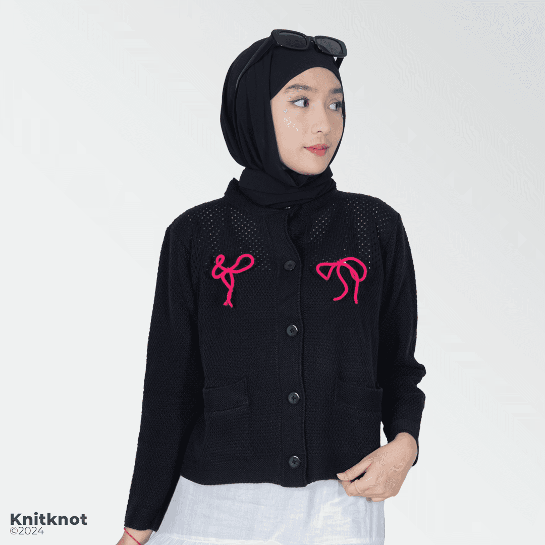 Majestic Knitted Sweater - Midnight Black