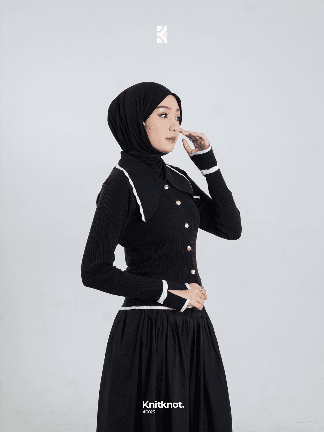 Violet Knit Top - Matte Black