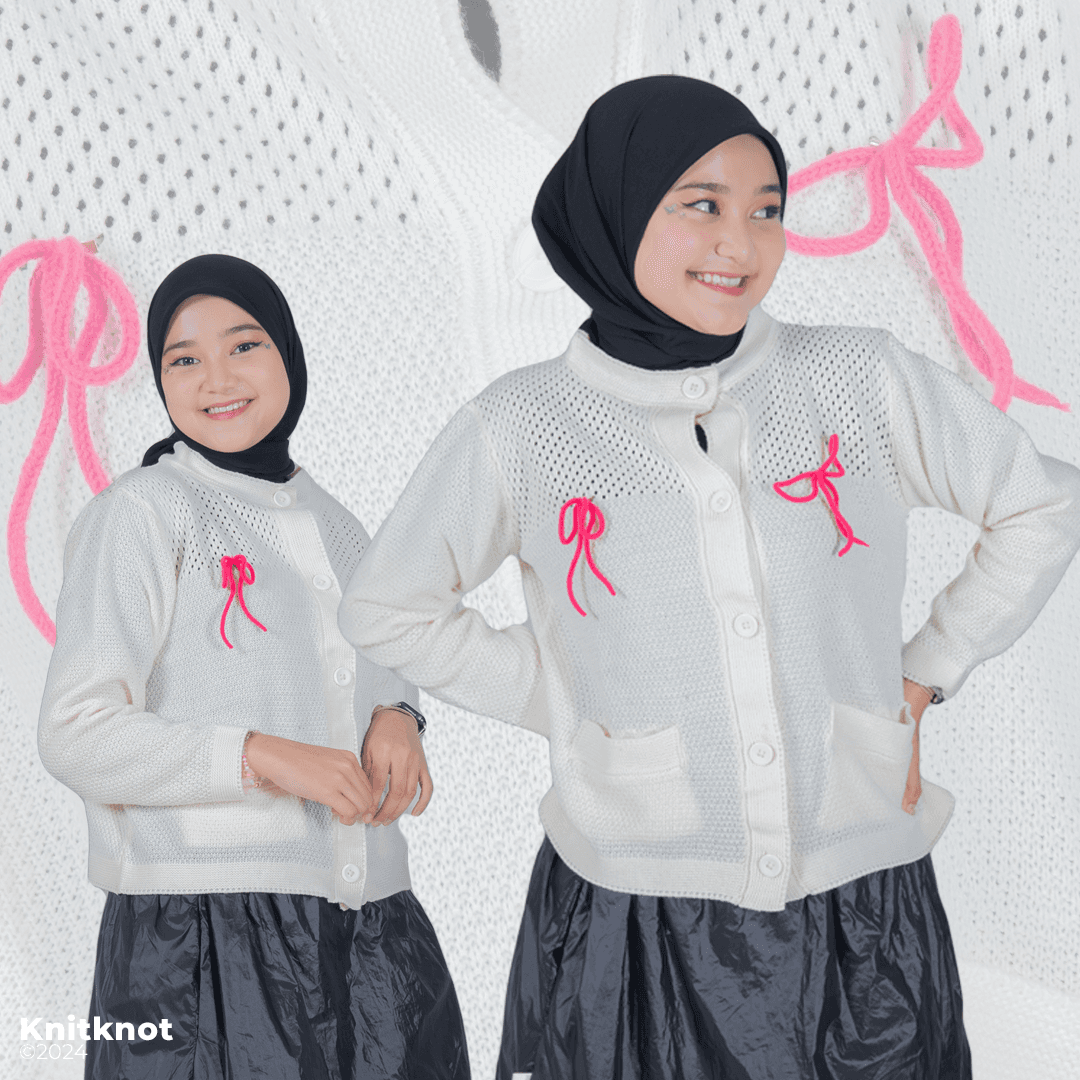 Majestic Knitted Sweater - Snow White