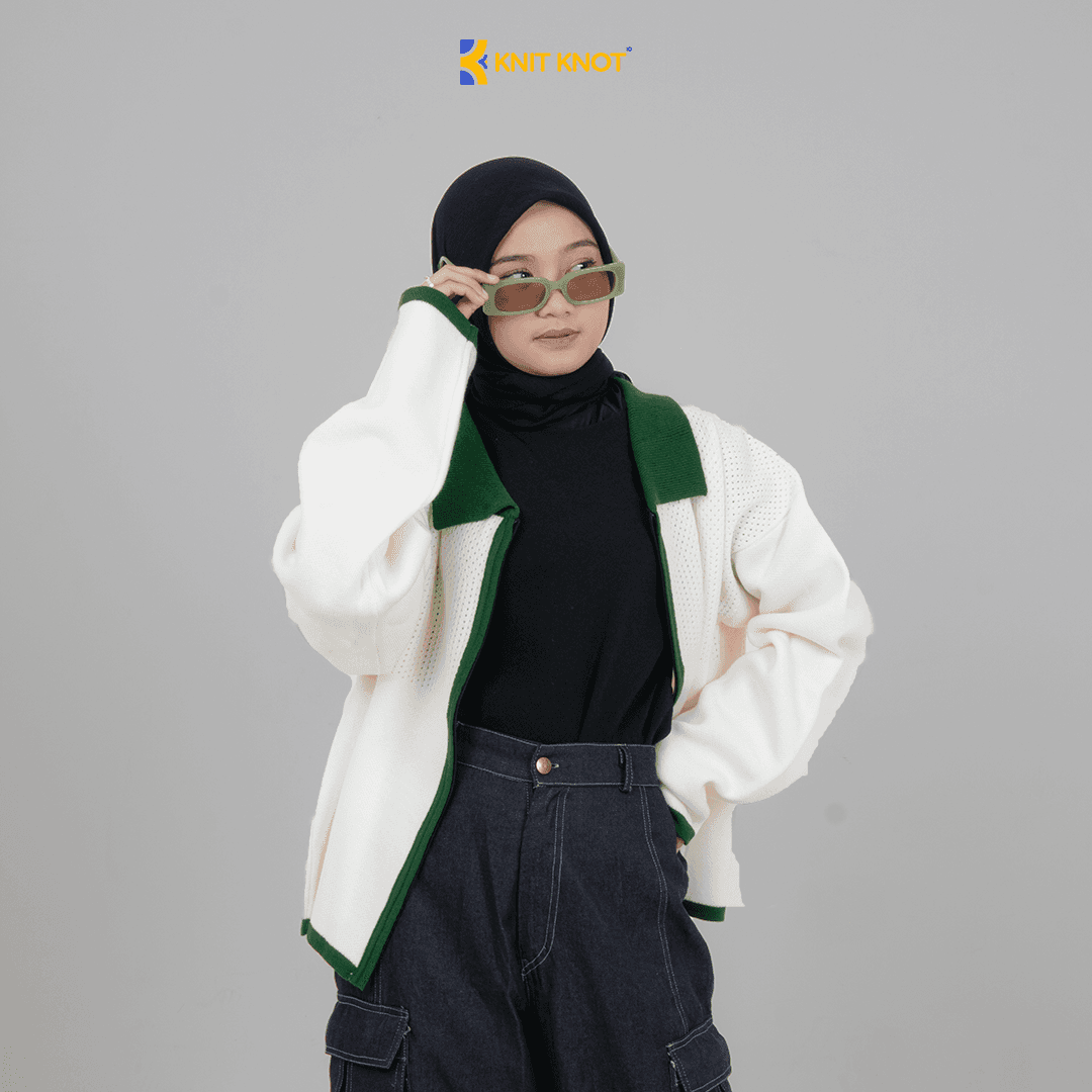 Knitzy Crop Knitted Sweater - Snow White