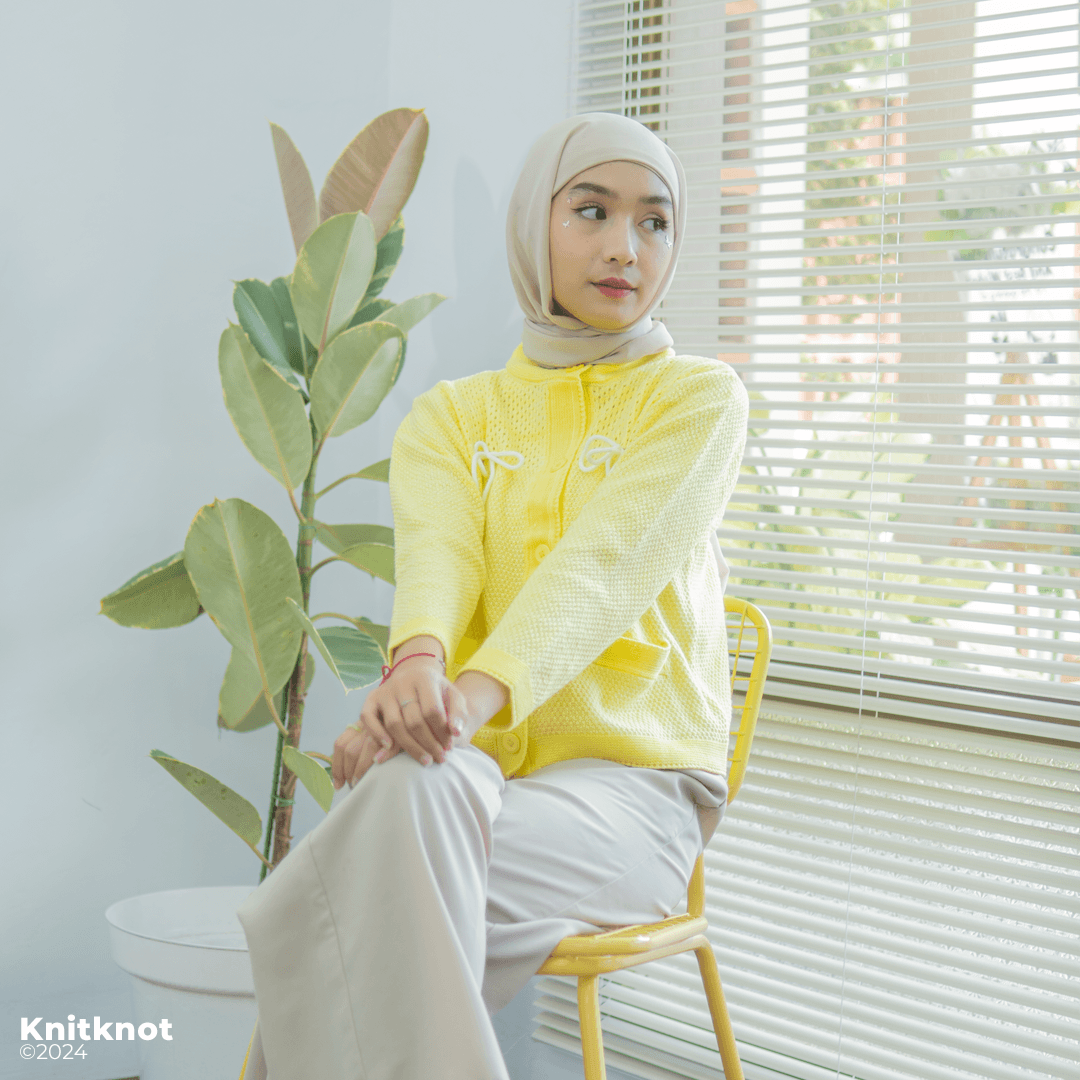 Majestic Knitted Sweater - Lemonade