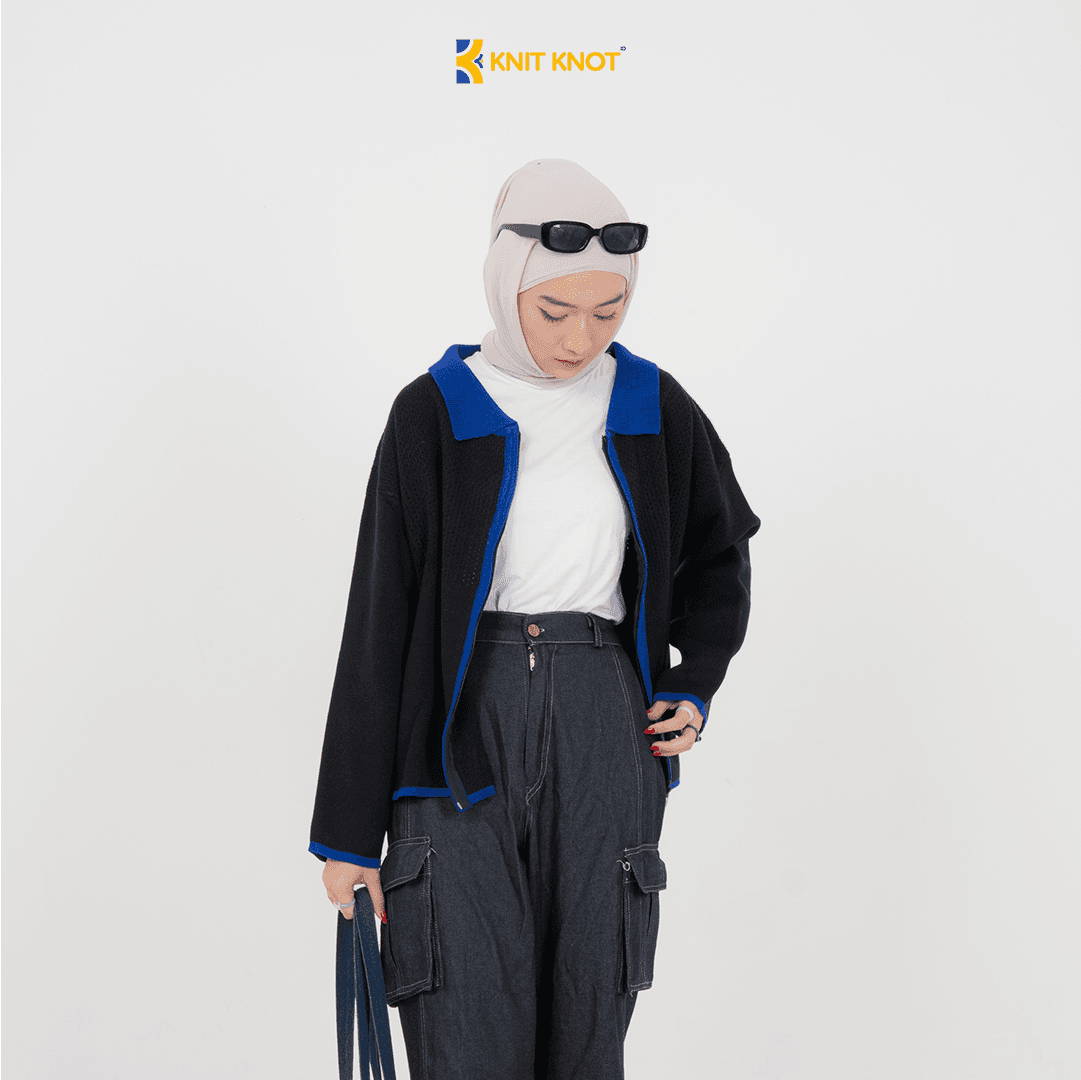 Knitzy Crop Knitted Sweater - Midnight Black