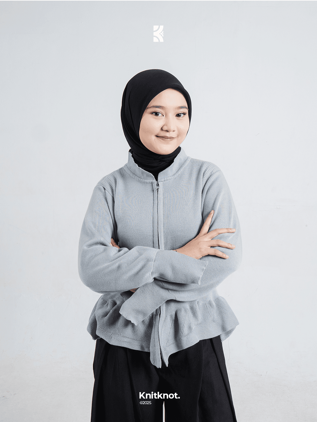 Kyra Knitted Sweater - Whisper Gray